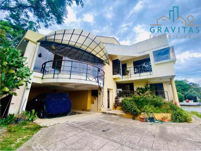 House for rent in Los Altos, Escazú (300 m²) – ID 2028
