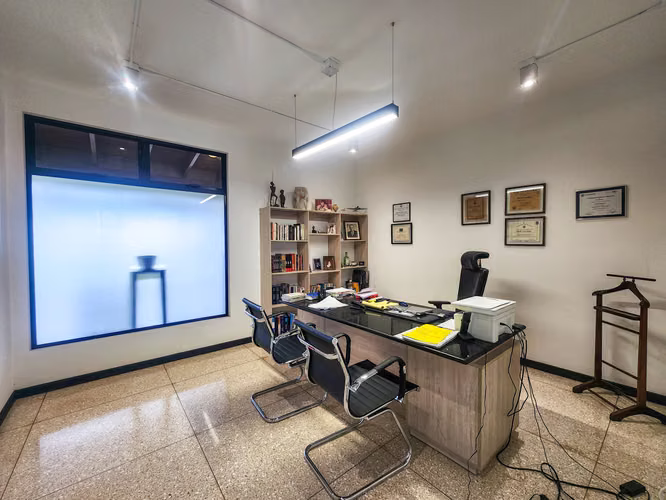 Venta de Casa con uso de suelo mixto en Barrio Escalante | 420 m²