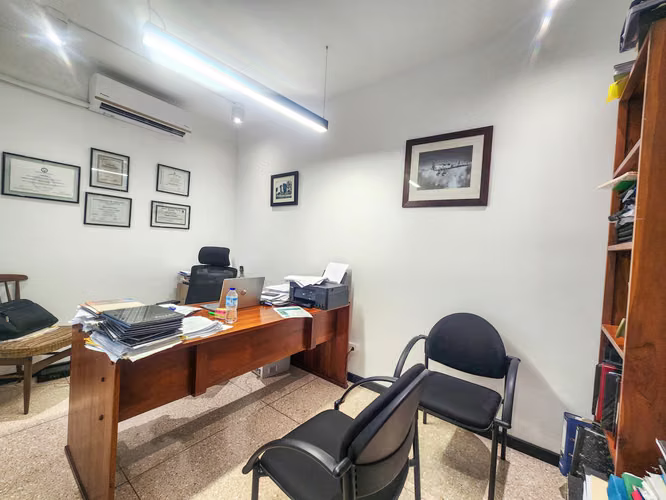 Venta de Casa con uso de suelo mixto en Barrio Escalante | 420 m²