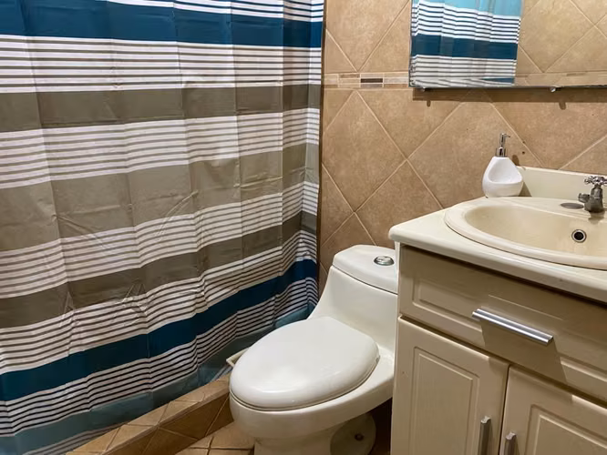 Propiedad con Casa con jardín y Local Comercial en Grecia, Alajuela - Imagen 10