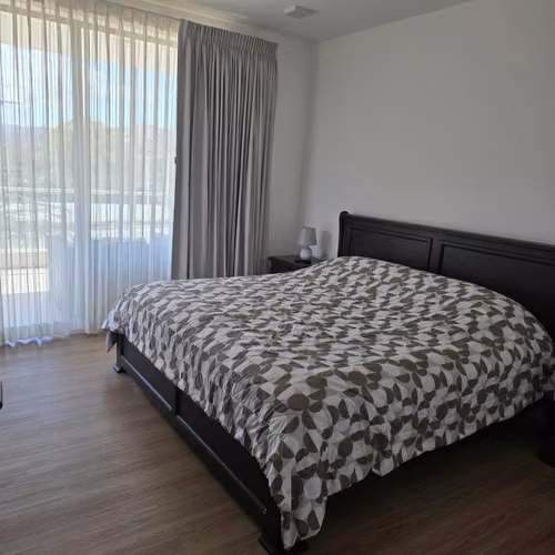 Apartamento Amueblado de 3 Habitaciones en Condominio El Canal, Grecia