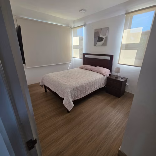 Apartamento Amueblado de 3 Habitaciones en Condominio El Canal, Grecia