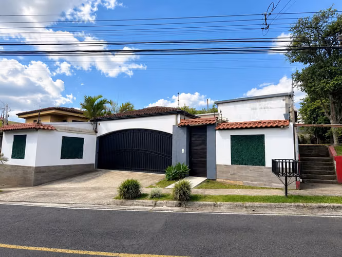 ID 43042-Venta de Casa de Una Planta en Granadilla de Curridabat - Imagen 1