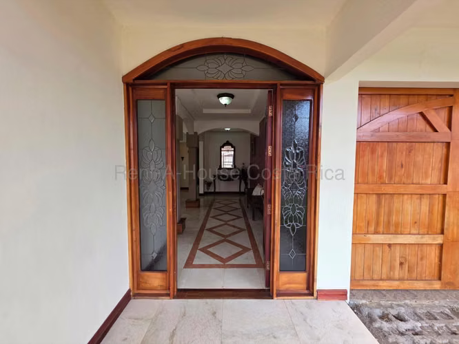 Venta de Casa en Residencial Altamonte Granadilla Curridabat - Imagen 2