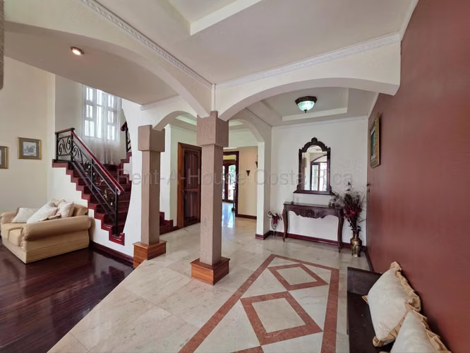 Venta de Casa en Residencial Altamonte Granadilla Curridabat - Imagen 5