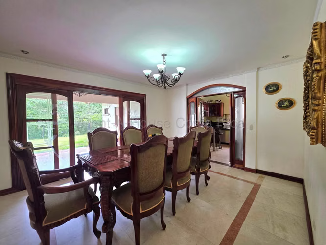 Venta de Casa en Residencial Altamonte Granadilla Curridabat - Imagen 10
