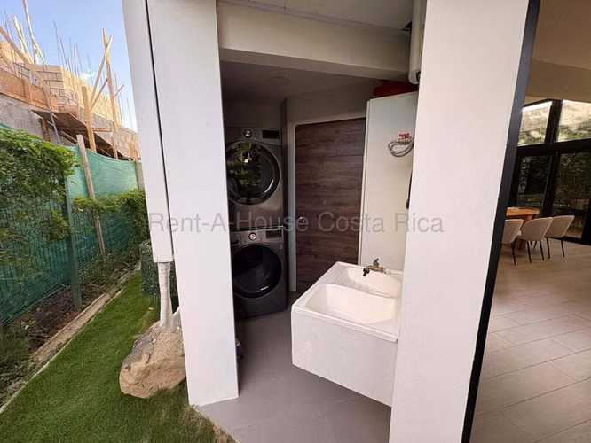 Venta de Exclusiva Residencia de Lujo en La Guácima - Hacienda Los Reyes. - Imagen 9