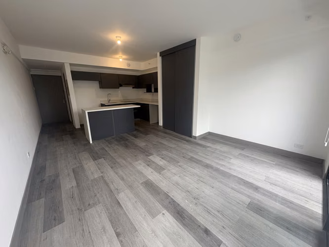 *Venta de apartamento estudio  nuevo en Torre en Barrio Escalante.