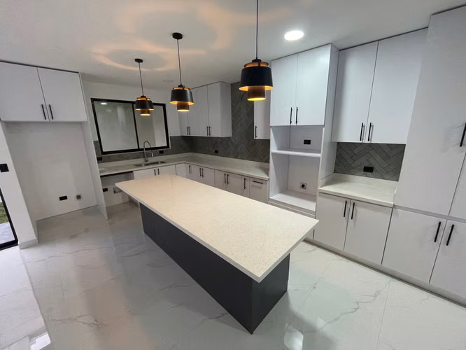*PRE VENTA Casas de 5 HABITACIONES en Condominio, La Unión