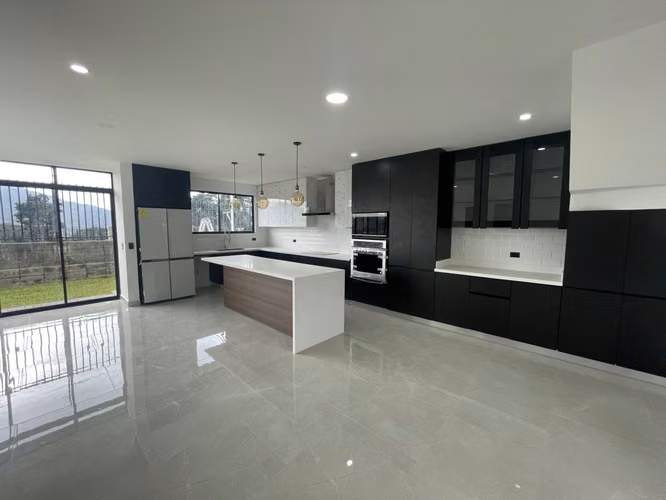 *PRE VENTA Casas de 5 HABITACIONES en Condominio, La Unión