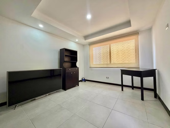 ALQUILER DE CASA AMUEBLADA EN CONDOMINIO EN POZOS DE SANTA ANA - Imagen 11