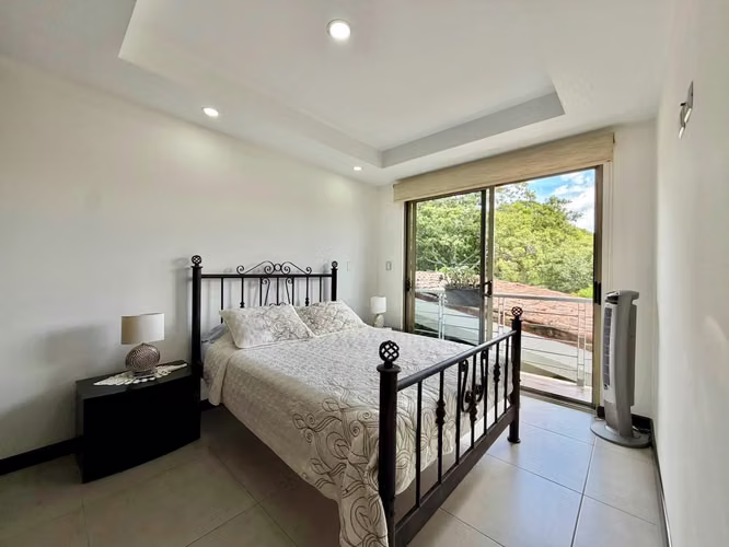 ALQUILER DE CASA AMUEBLADA EN CONDOMINIO EN POZOS DE SANTA ANA - Imagen 7