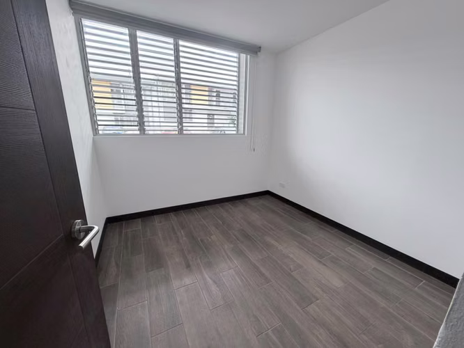 ALQUILER DE APARTAMENTO 3 HABITACIONES EN CONDOMINIO en Desamparados (AS) - Imagen 14