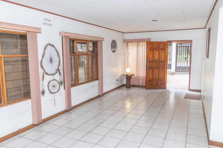 Alquiler de Local para Cafeteria / Monserrat / Alajuela