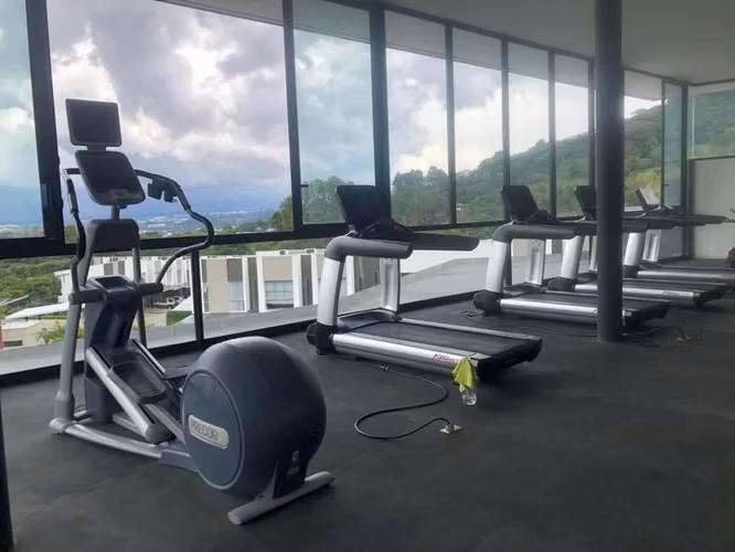 Casa en Alquiler – Vistas a Montaña y Amenidades en Vistas de Santa Ana - Imagen 5
