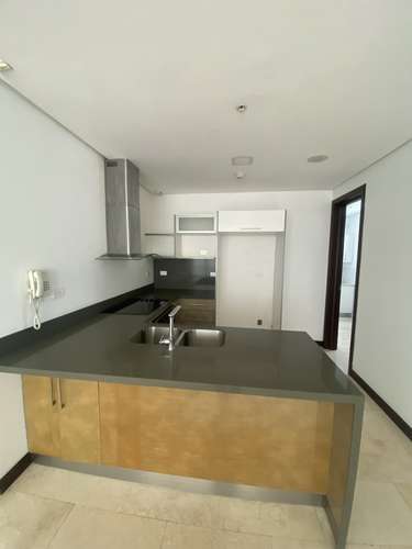 APARTAMENTO EN EDIFICIO EN ROHRMOSER - Imagen 2