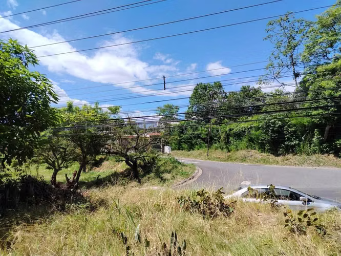 Venta de Lote en Piedades de Santa Ana. INVERSIÓN - Imagen 6