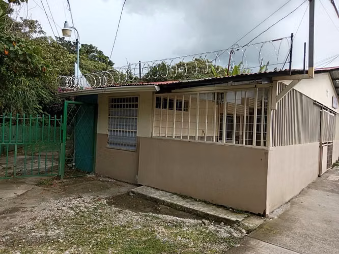 Local Comercial Cerca Del Centro Tres Rios - Imagen 2
