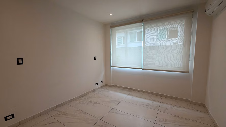 Alquiler de Casa en Condominio Santa Ana - Imagen 17