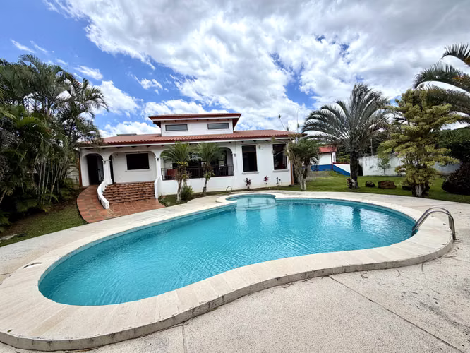 VENTA HERMOSA QUINTA - TAMBOR DE ALAJUELA
