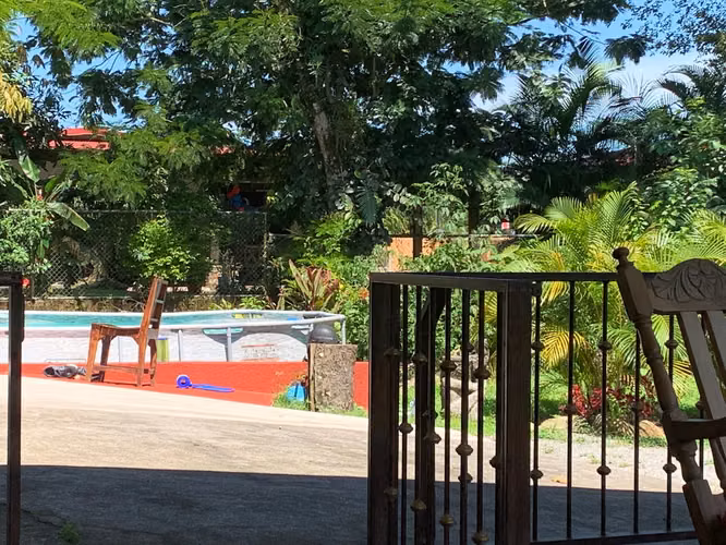 CASA CAMPESTRE PARA VENTA, EN GUAPILES. 33-222