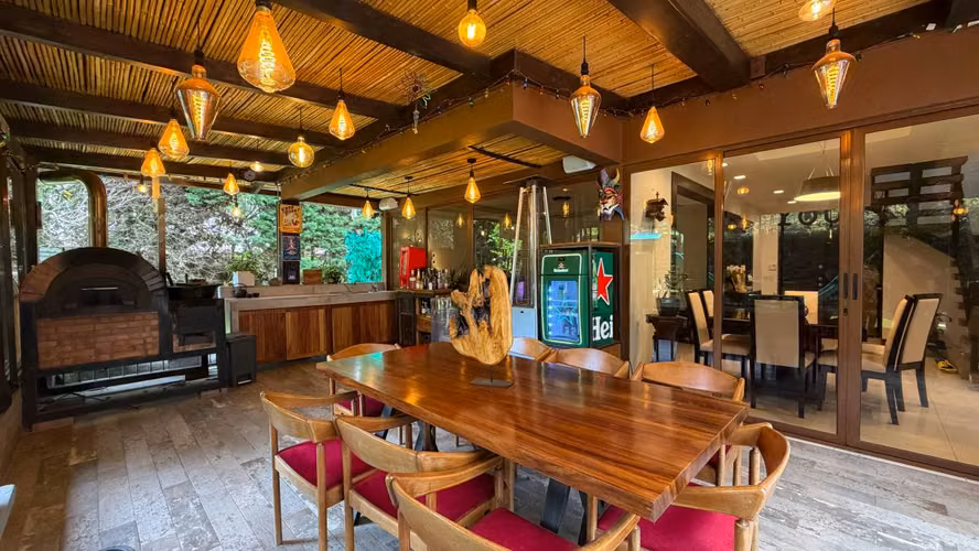 Se vende residencia de Lujo en San Rafael de Heredia - Imagen 15