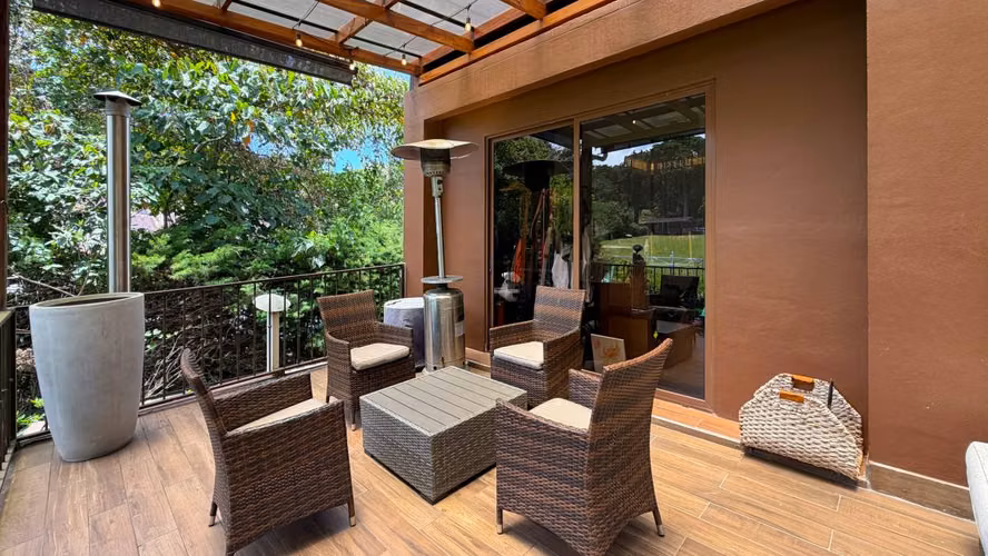 Se vende residencia de Lujo en San Rafael de Heredia - Imagen 18