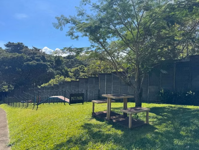 Venta de lote en condominio Santa Emilia, La Ceiba de Alajuela. - Imagen 10