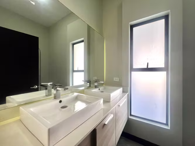 CASA EN CONDOMINIO 194m2 MODERNA CON TERRAZA EN SANTA ANA