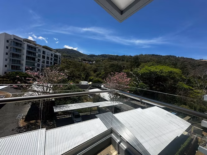 VENTA DE APARTAMENTO EN BOSQUES DE ESCAZÚ PARA INVERSIÓN - Imagen 5