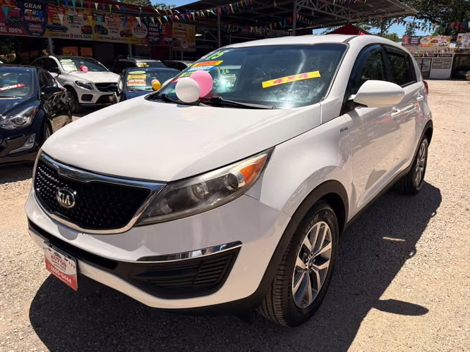KIA SPORTAGE LX-2015-AUTO-SHIFT TRONIC-4X4-7.775.000