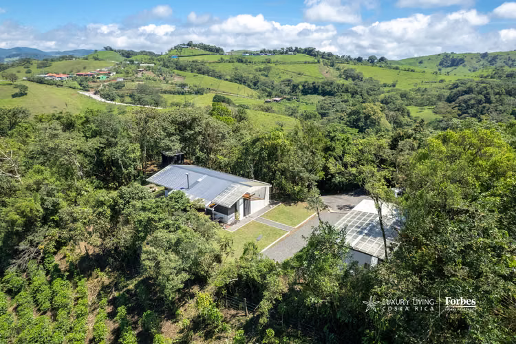 21467 - Casa Moderna con Terraza y Vista a la Naturaleza, San Ramon