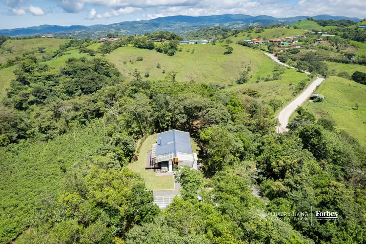21467 - Casa Moderna con Terraza y Vista a la Naturaleza, San Ramon