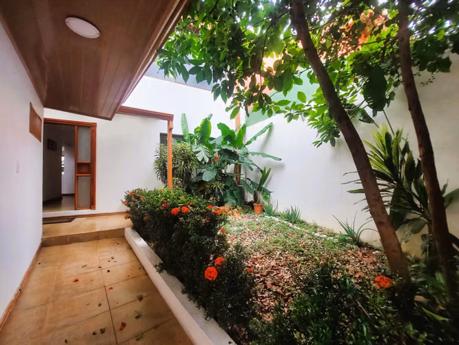 Venta. Residencial con Aguja. San Rafael - Escazu, San Jose - Imagen 2