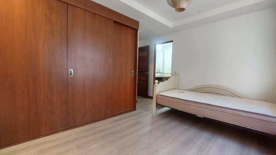 Venta. Residencial con Aguja. Altos de Horizonte, San Jose