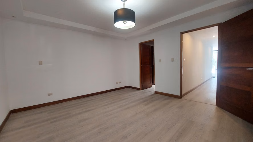 Venta. Residencial con Aguja. Altos de Horizonte, San Jose