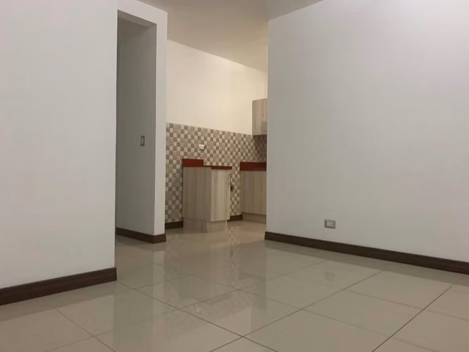 Hermoso Apartamento, Residencial El Páramo, 600 metros Municipalidad - Imagen 6