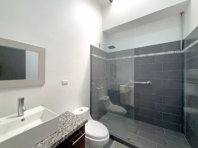 Casa De Una Planta en Venta Ayarco de Curridabat 200m2