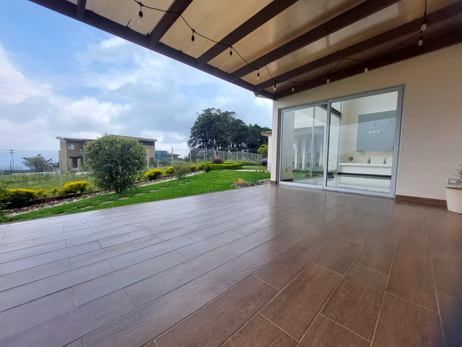 Venta con Vista al Valle Central. Concepción - San Rafael, Heredia