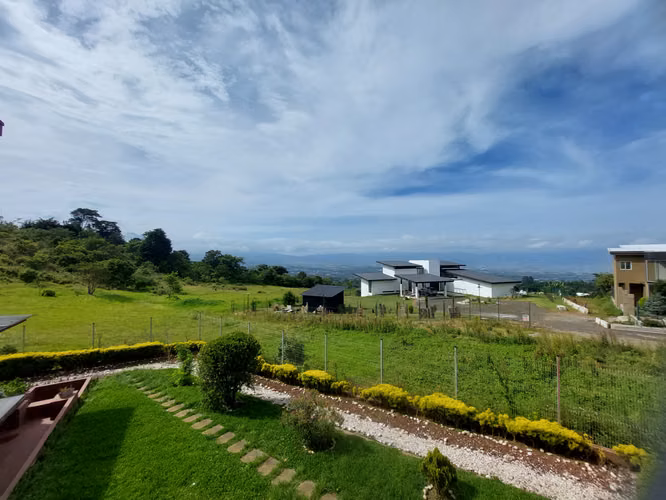 Venta con Vista al Valle Central. Concepción - San Rafael, Heredia