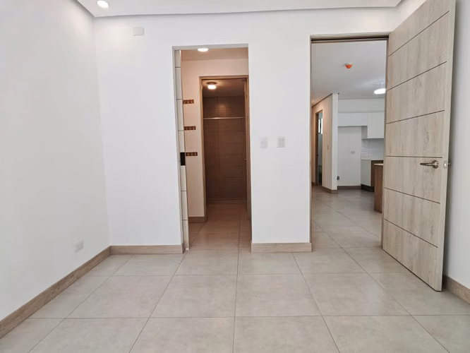 Se vende hermoso apartamento en Heredia con amenidades