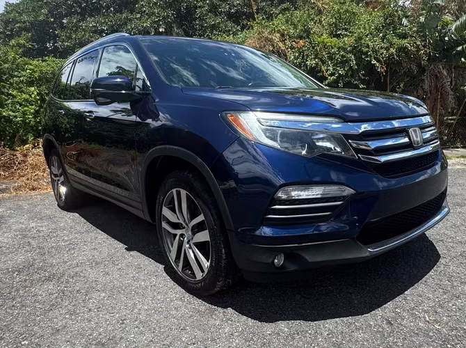 HONDA PILOT AWD 2017