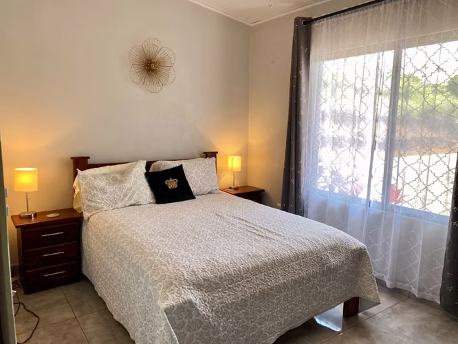 Casa Amueblada en Residencial Privado | Barrio Mercedes, Atenas