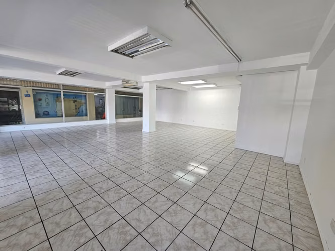 San Rafael de Escazu - Alquiler de Local Comercial