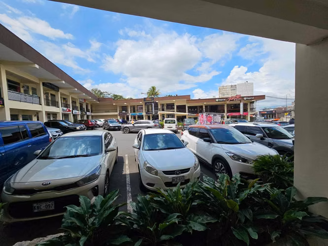 San Rafael de Escazu - Alquiler de Local Comercial