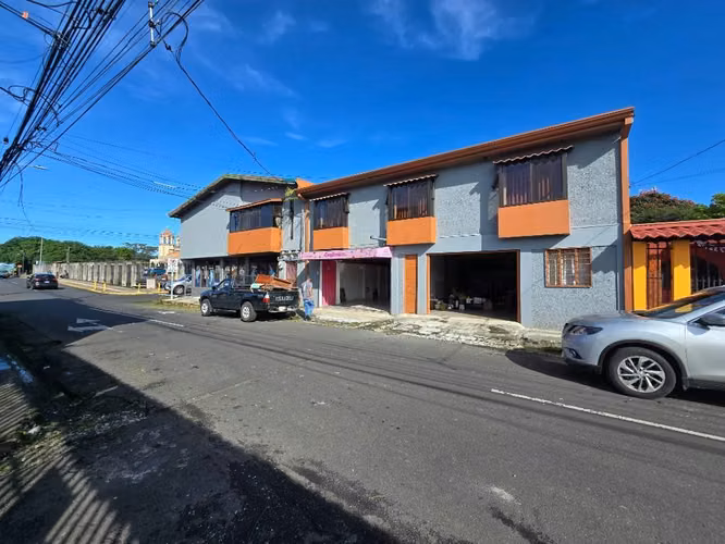 Santa Bárbara. Heredia. Centro. Alquiler Edificio Comercial..