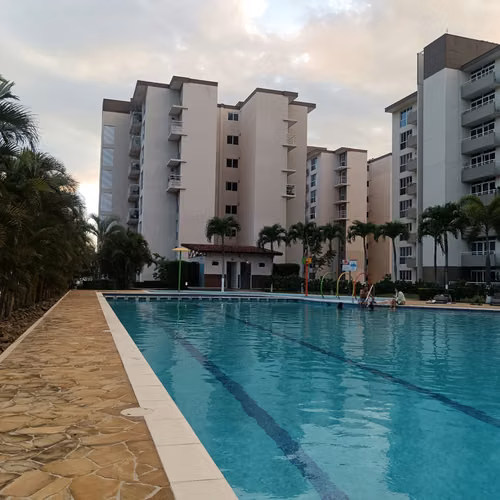 Apartamento 3 dormitorios, 2 baños, Condominio 6-26, San Rafael de Alajuela