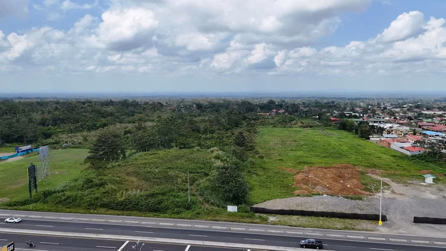 Terreno Comercial en venta en Guápiles RA 27100 - Imagen 2