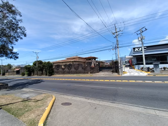 VENDO 5800 MTS SAN FCO HEREDIA. - Imagen 7