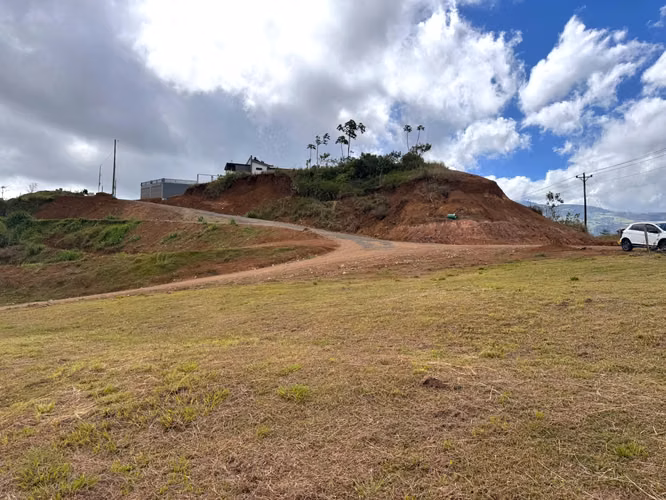 Terreno Exclusivo con Vista al Volcán Arenal | 1.17 Ha en Ciudad Quesada